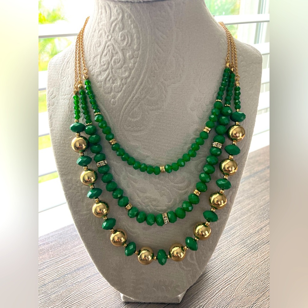 Beautiful Gold Emerald Necklace